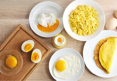 EGG-CELLENT VARIATI ONS ON EGGS: