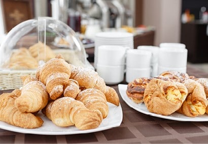 PASTRIES FROM AROUND THE WORLD: