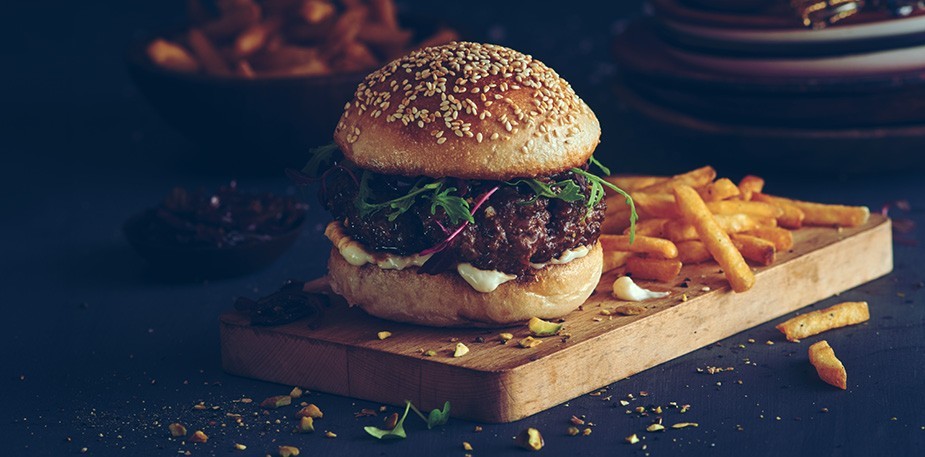 Transform Ordinary to Extraordinary with FREE Hellmann’s Recipes!