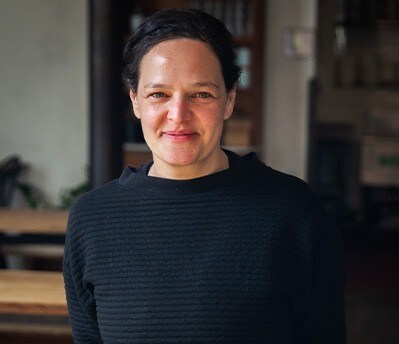 in article image2_NamaaTamir