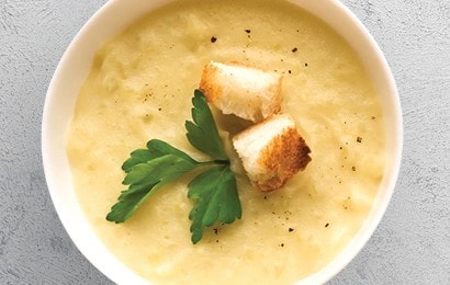 CREAM OF CORN AND CHICKEN SOUP