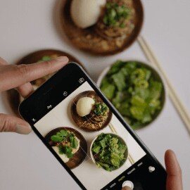 Free Food Photography & Social Media Guide for Chefs