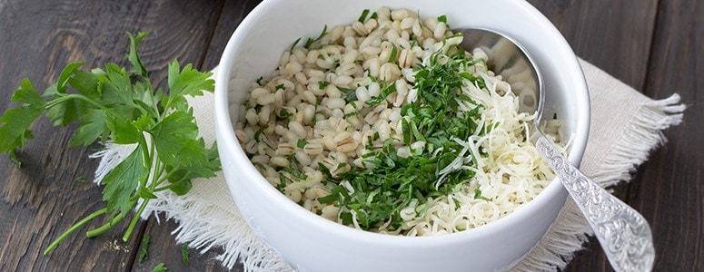 Bowl of cooked grains. 