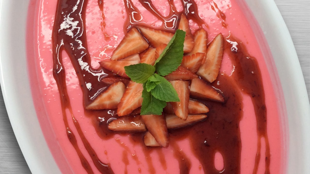 Strawberry Yoghurt Jelly Dessert – - Recipe