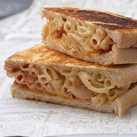Mac & Cheese Sarmie