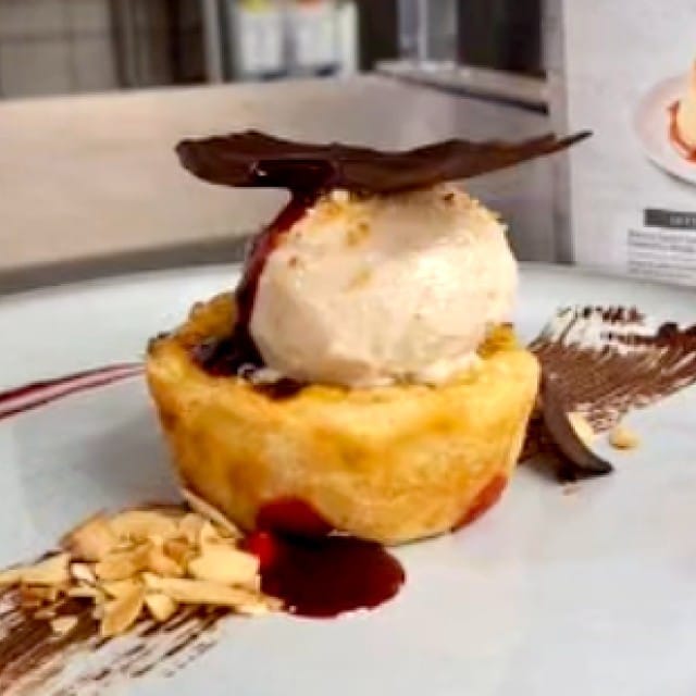 Custard Couture Puff Pastry Shells